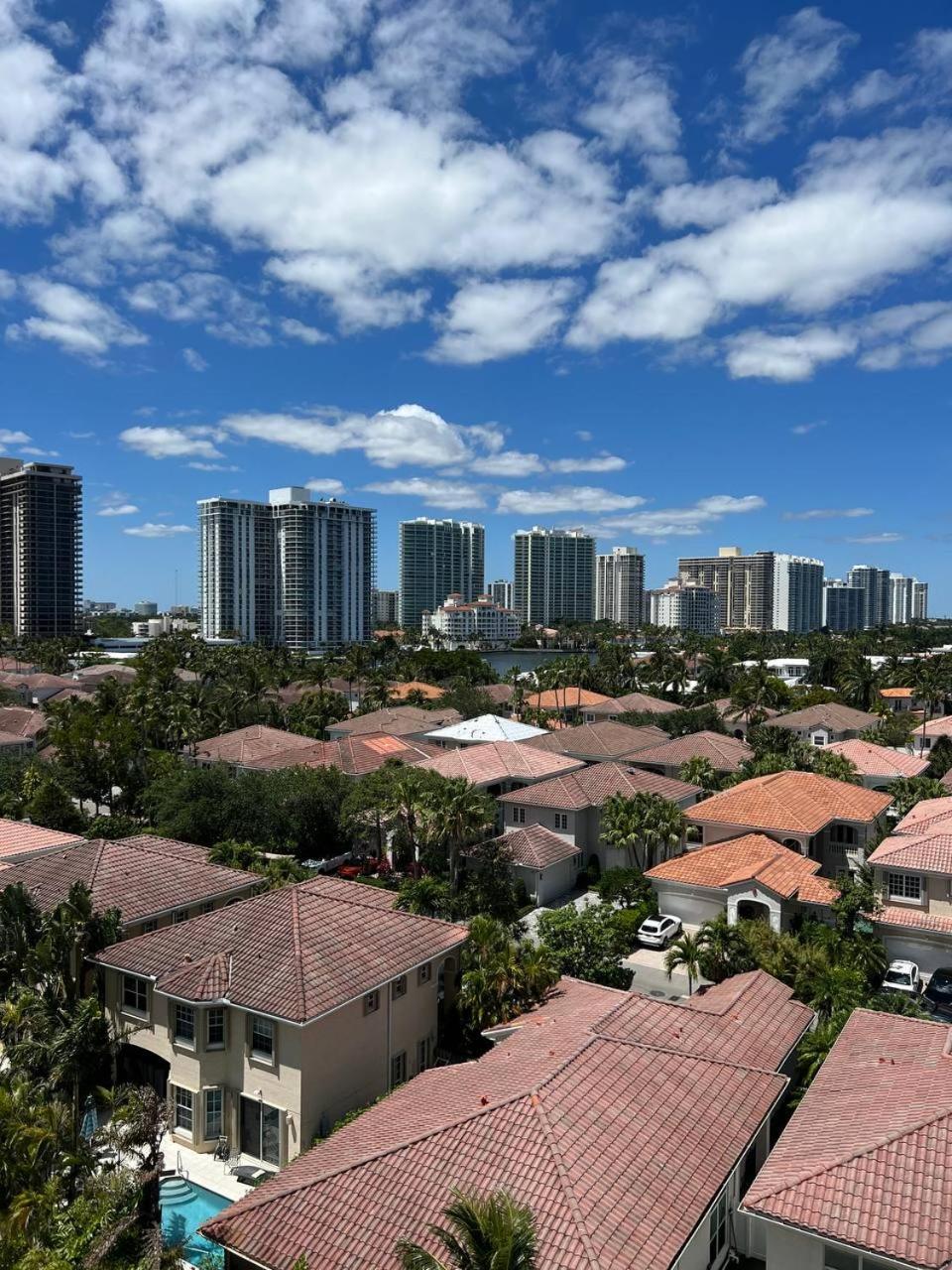 Sunny Isles Beach Spacious Apartment Exterior foto