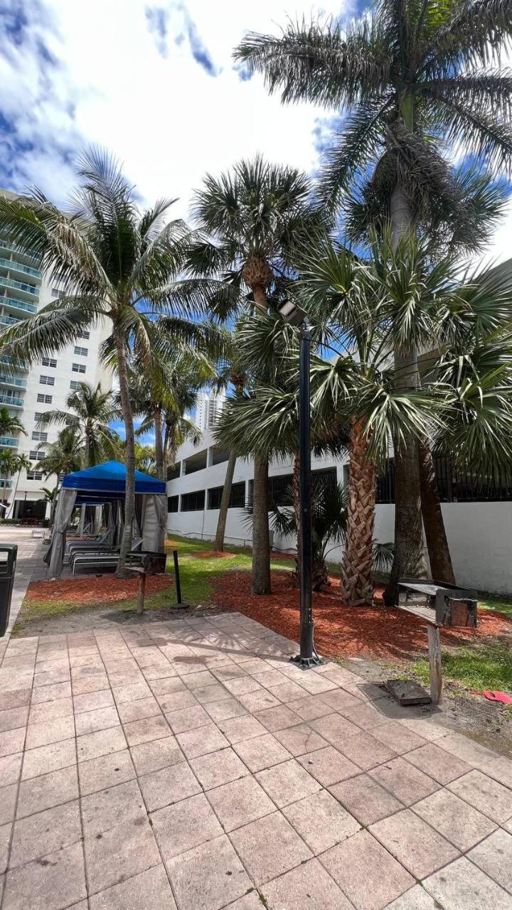Sunny Isles Beach Spacious Apartment Exterior foto